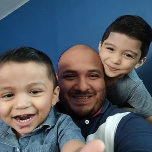 Meet your Posher, Christian